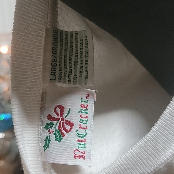 Vintage Penguin Christmas Sweatshirt - Picture 3 of 3